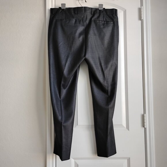 Men's Kenneth Cole Reaction Techni-Cole 2 Pc Suit Gray 44R Pants 37W 28.5 Inseam - Picture 9 of 11